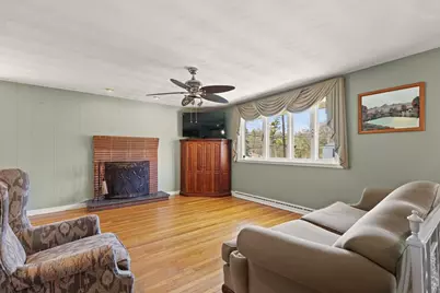 204 Nashua Rd, Billerica, MA 01862 - Photo 9