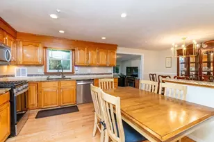 89 Fernandez Cir, Randolph, MA 02368 - Photo 5