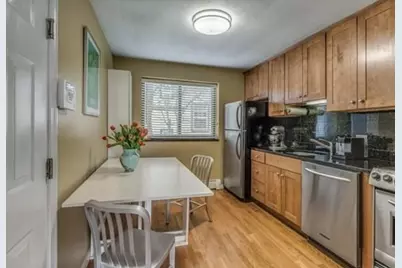 5 Centre St #42, Cambridge, MA 02139 - Photo 3