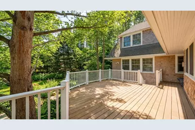 23 Whittier Road, Marblehead, MA 01945 - Photo 3