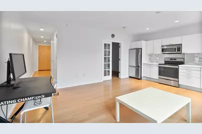 2 Earhart St #510, Cambridge, MA 02141 - Photo 5