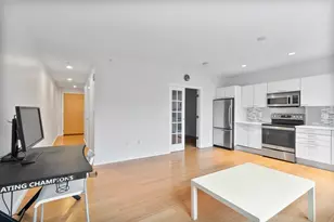 2 Earhart St, Cambridge, MA 02141 - Photo 5