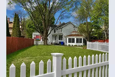 27 Holyoke St, Easthampton, MA 01027 - Photo 33
