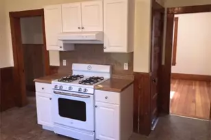 83B Maple St, Waltham, MA 02453 - Photo 3