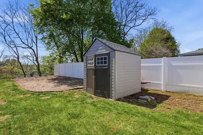 8 Lisa Rd, Peabody, MA 01960 - Photo 19