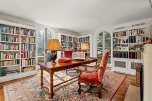 342 Warren St, Brookline, MA 02445 - Photo 13
