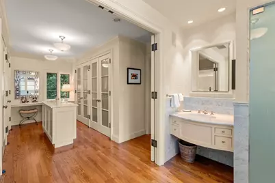 342 Warren St, Brookline, MA 02445 - Photo 15