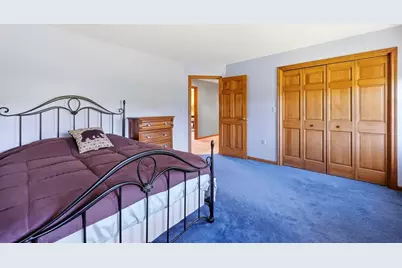 17 Wildflower Cir, Westfield, MA 01085 - Photo 37