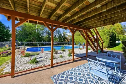 17 Wildflower Cir, Westfield, MA 01085 - Photo 9