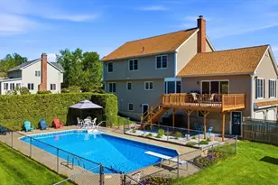 17 Wild Flower Cir, Westfield, MA 01085 - Photo 7