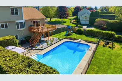 17 Wildflower Cir, Westfield, MA 01085 - Photo 11