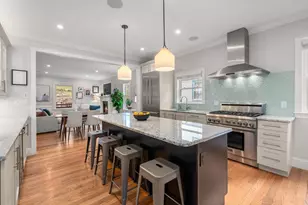 9 Bartlett Crescent, Brookline, MA 02446 - Photo 5
