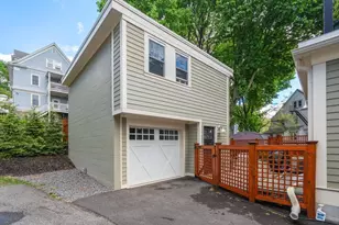 9 Bartlett Crescent, Brookline, MA 02446 - Photo 25
