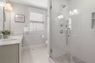 9 Bartlett Cres #1, Brookline, MA 02446 - Photo 15