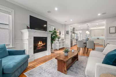 9 Bartlett Cres #1, Brookline, MA 02446 - Photo 9