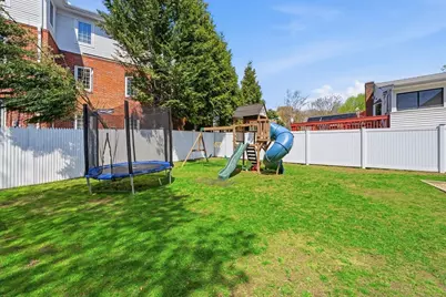 79 Running Brook Rd, Boston, MA 02132 - Photo 37