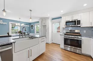 79 Running Brook Rd, Boston, MA 02132 - Photo 9