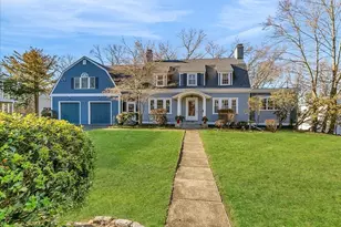 243 Upland Ave, Newton, MA 02461 - Photo 3