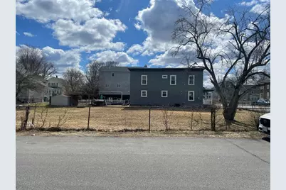 87 Lafayette St, Lowell, MA 01854 - Photo 5