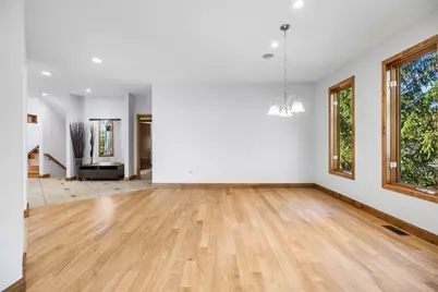 14 Hillside Ave, Southborough, MA 01772 - Photo 7