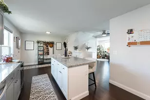 31 Orchard St, Haverhill, MA 01830 - Photo 3