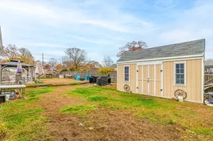 35 Woodbine St, Attleboro, MA 02703 - Photo 33