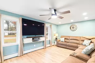 35 Woodbine St, Attleboro, MA 02703 - Photo 13