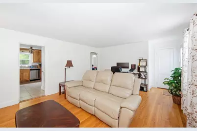 616 Cooley St, Springfield, MA 01128 - Photo 15