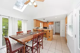 616 Cooley St, Springfield, MA 01128 - Photo 7