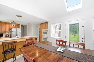 616 Cooley St, Springfield, MA 01128 - Photo 11
