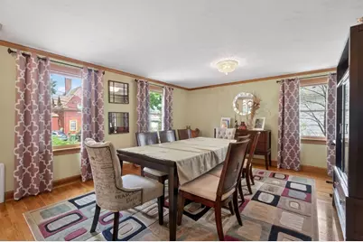 8 Hawthorne St, Watertown, MA 02472 - Photo 11