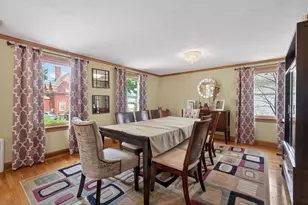 8 Hawthorne St, Watertown, MA 02472 - Photo 11