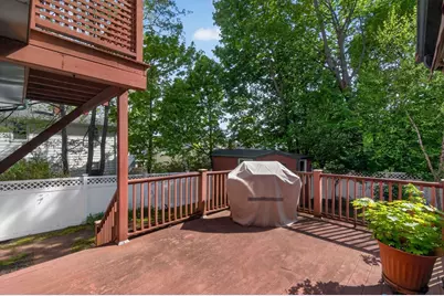 8 Hawthorne St, Watertown, MA 02472 - Photo 33