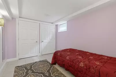 8 Hawthorne St, Watertown, MA 02472 - Photo 27