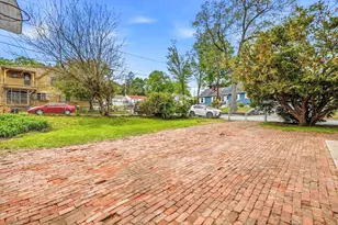 152 Manchester St, Leominster, MA 01453 - Photo 29