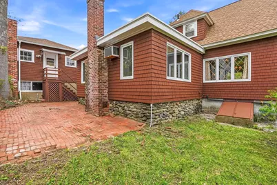 152 Manchester St, Leominster, MA 01453 - Photo 27