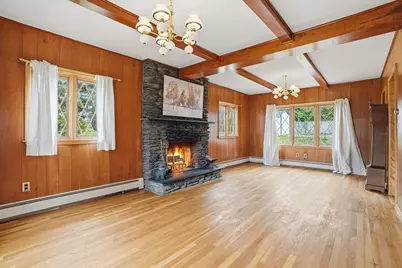 152 Manchester St, Leominster, MA 01453 - Photo 7