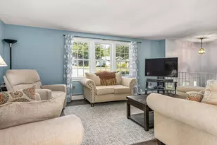 8 Old County Rd, Amesbury, MA 01913 - Photo 5