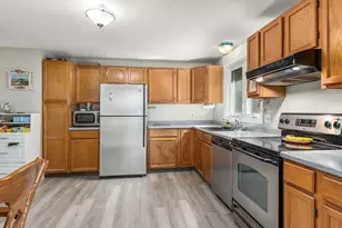 8 Old County Rd, Amesbury, MA 01913 - Photo 3