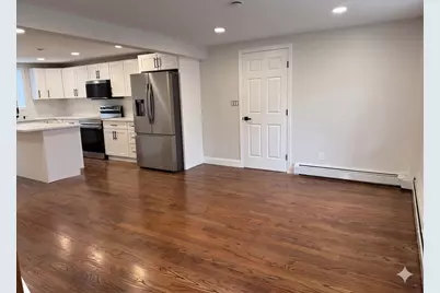 98 Elm St, Blackstone, MA 01504 - Photo 13