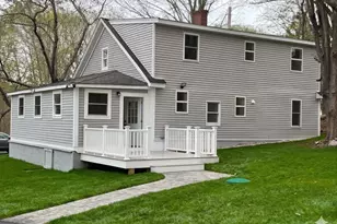 98 Elm St, Blackstone, MA 01504 - Photo 5