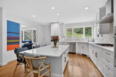 76 Goodnough Rd, Brookline, MA 02467 - Photo 5