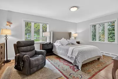76 Goodnough Rd, Brookline, MA 02467 - Photo 19