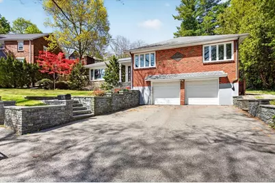 76 Goodnough Rd, Brookline, MA 02467 - Photo 31