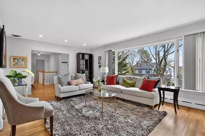 76 Goodnough Rd, Brookline, MA 02467 - Photo 3