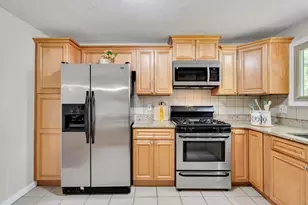11 Beth Cir, Acton, MA 01720 - Photo 9