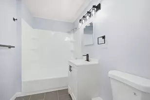 1045 Middlesex St, Lowell, MA 01851 - Photo 25
