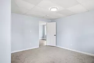 1045 Middlesex St, Lowell, MA 01851 - Photo 13