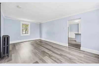 1045 Middlesex St, Lowell, MA 01851 - Photo 5