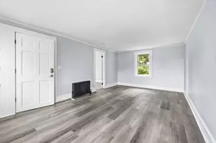 1045 Middlesex St, Lowell, MA 01851 - Photo 17